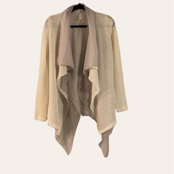 Adiktd Two Layer Lightweight Knit Cardigan, White Grey, Size Small, EUC - Picture 2 of 6